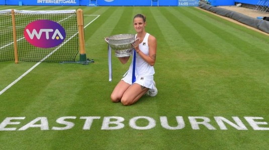 VIDEO | Karolina Pliskova s-a impus fără probleme în faţa lui Kerber şi a câştigat turneul de la Eastbourne