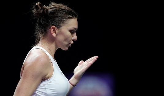 Simona Halep a pierdut dramatic în faţa Karolinei Pliskova şi a ratat calificarea în semifinalele Turneului Campioanelor