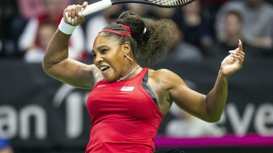Serena Williams a învins-o pe Jelena Ostapenko, iar SUA conduce Letonia cu 2-0