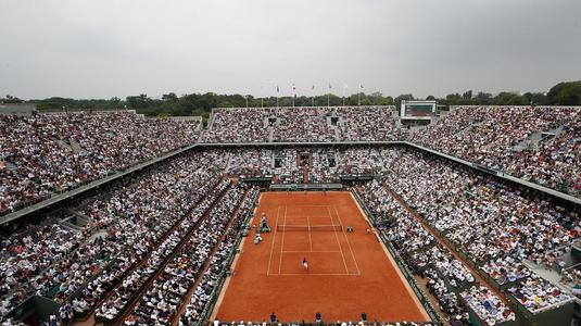 Cinci jucători au fost excluşi de la Roland Garros, după ce au fost depistaţi pozitiv cu COVID-19
