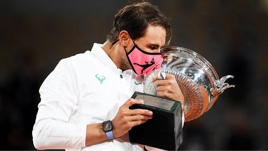 Reacţia lui Rafael Nadal după ce a câştigat Roland Garros şi l-a egalat pe Federer la numărul de Grand Slam-uri: "Să câştig aici înseamnă totul"
