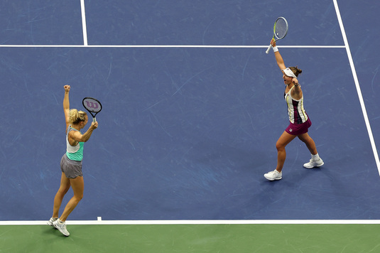 Barbora Krejcikova şi Katerina Siniakova au câştigat US Open la dublu. Este al treilea lor trofeu de grand slam din 2022
