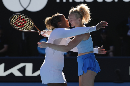 Katerina Siniakova şi Taylor Townsend au câştigat proba feminină de dublu de la Australian Open