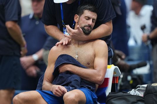 VIDEO | Novak Djokovic a vomitat pe teren, în meciul cu Yannick Hanfmann. Condiţiile meteo de la Shanghai i-au pus mari probleme lui ”Nole”: ”Am fost aproape de a pierde”