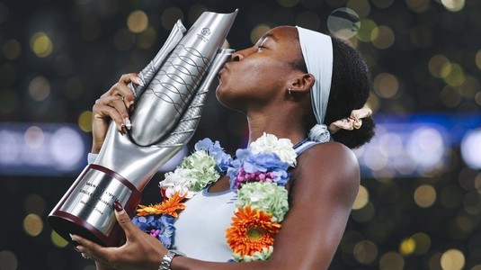 Pegula nu a reuşit să confirme succesul cu Sabalenka şi a pierdut finala de la Wuhan. Gauff s-a impus în două seturi