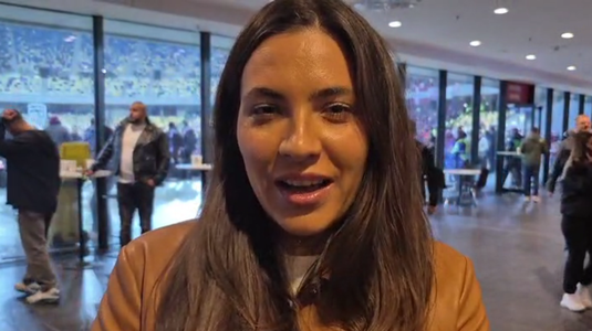 VIDEO EXCLUSIV | Suporter de lux la Dinamo - Rapid! Gabi Ruse a fost prezentă pe Arena Naţională şi a numit echipa din România pe care o susţine