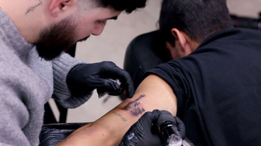 Ce tatuaj îşi face acum Carlos Alcaraz după ce a câştigat şi Australian Open: "Va fi ceva extraordinar pentru a-mi aminti acest moment minunat"