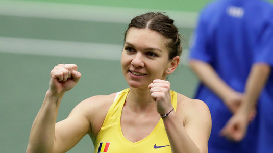 VIDEO | Simona Halep se pregăteşte să califice România în finala Fed Cup. A început antrenamentele pe zgură 
