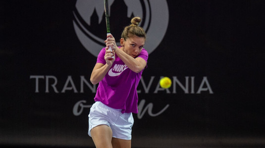 Simona Halep a învins-o clar pe Gabriela Ruse, în primul tur al Transylvania Open!