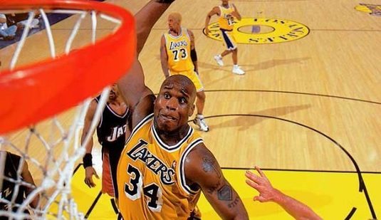LA Lakers a retras tricoul cu numărul 34, purtat de Shaquille O’Neal