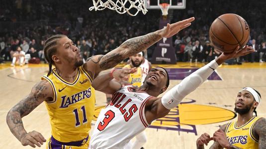 VIDEO Seară specială în NBA. Aseară a fost duelul dintre LA Lakers şi Chicago Bulls