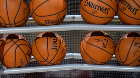 Ultimă oră! Sportivii din NBA nevaccinaţi nu vor fi plătiţi pentru meciurile în care nu au dreptul să joace