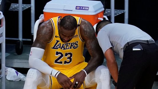 Este haos în rândul suporterilor lui LA Lakers. Preţul biletelor au explodat, după anunţul misterios făcut de LeBron James. ”Regele” s-ar putea retrage