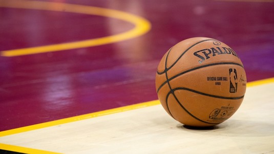 Alertă în NBA! 16 baschetbalişti au fost depistaţi pozitiv la testele făcute pentru coronavirus