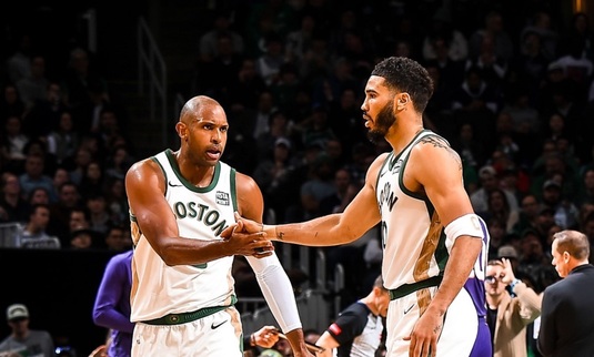 Boston Celtics continuă să facă spectacol în NBA! A învins Phoenix Suns, scor 127 - 112, cu Jaylen Brown în formă