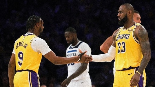 S-a scris istorie! LeBron şi Bronny James, primul duo tată-fiu împreună pe teren la un meci din NBA. Dinastia James continuă la Lakers