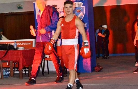 Băieţii şi fetele din naţionala de box a României, de la Londra direct în casă pentru 14 zile