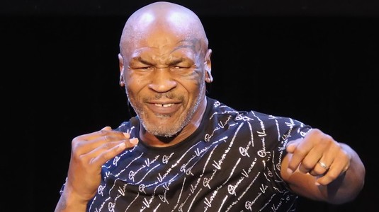 Eddie Hearn trage un semnal de alarmă în privinţa revenirii lui Mike Tyson: "Nu e puţin iresponsabil să laşi o legendă de 53 ani să revină în ring?"