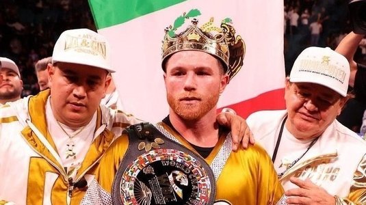 Box: Superstarul Saul Canelo Alvarez l-a învins pe Edgar Berlanga şi şi-a păstrat centurile WBC, WBO şi WBA la categoria supermijlocie