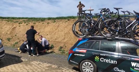 ULTIMA ORĂ | Ciclistul Michael Goolaerts a suferit un stop cardiac la cursa Paris-Roubaix
