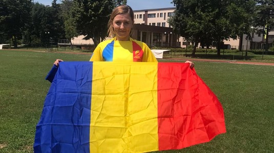 FOTO & VIDEO | Ea e „diriga” din naţionala de rugby a României