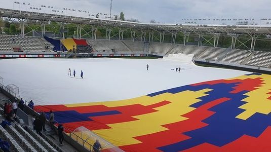 Apariţie inedită pe stadionul de la Arcul de Triumf! „Tricou de Uriaş”, care marchează stabilirea unui nou record mondial acreditat de Guinness World Records