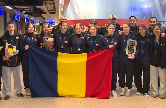 Fete de aur la hochei. România U18 s-a întors după Mondialul din Africa de Sud: ”Nu ne-am dat bătute şi am câştigat” | VIDEO