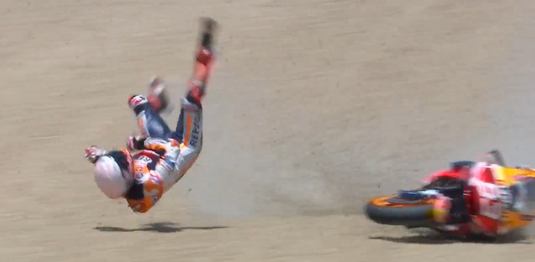 Marc Marquez, accident grav în ultima cursă de Moto GP. Spaniolul a fost transportat de urgenţă la spital | VIDEO