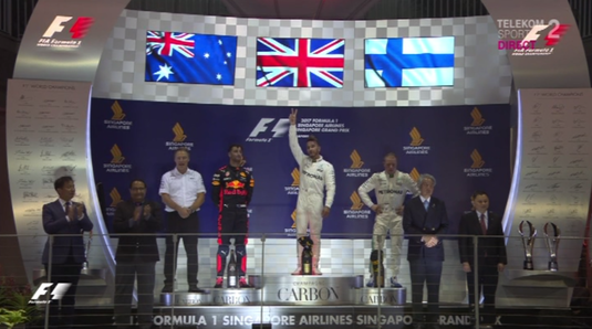 Lewis Hamilton a câştigat Marele Premiu al statului Singapore