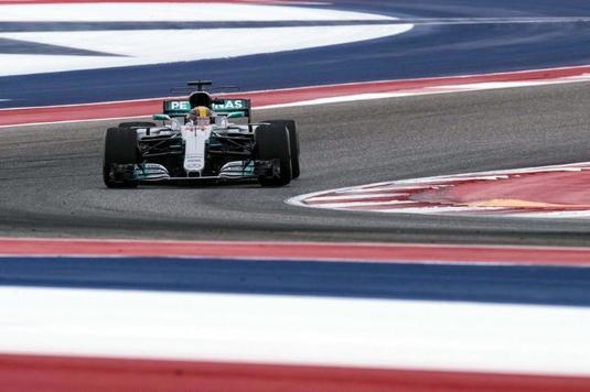 VIDEO | Hamilton face un pas uriaş către titlul mondial, iar Mercedes devine campioana constructorilor!
