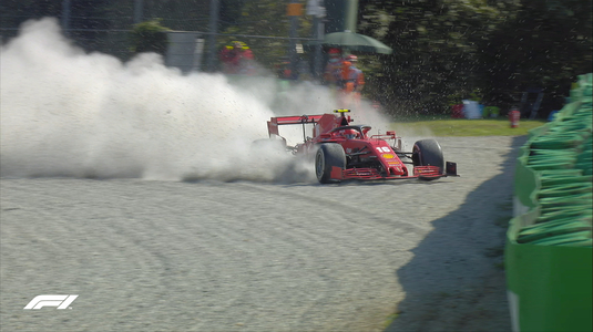  Cursă catastrofală pentru Ferrari! Leclerc, moment înspăimântător pe circuitul de la Monza. VIDEO cu accidentul care a oprit cursa