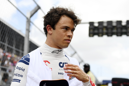 Prima reacţie a lui Nyck de Vries, pilotul dat afară din Formula 1 în mijlocul sezonului: „Viaţa e o călătorie, nu o destinaţie!”