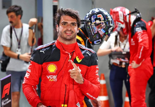 Carlos Sainz, pole position în Marele Premiu din Singapore! Max Verstappen a avut parte de o sesiune dezamăgitoare
