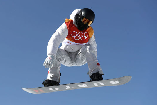 Shaun White a câştigat pentru a treia oară titlul olimpic la snowboard
