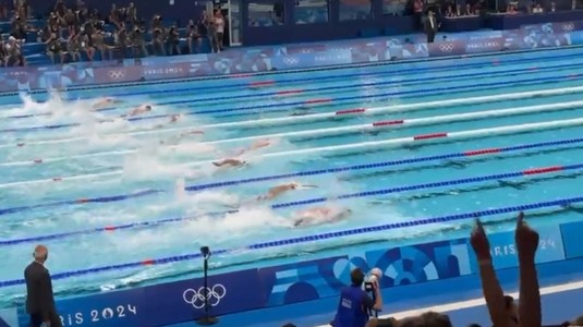 VIDEO | Imagini fantastice în timp ce David Popovici se îndreapta spre bronzul olimpic! Suspans în tribună, printre susţinătorii campionului