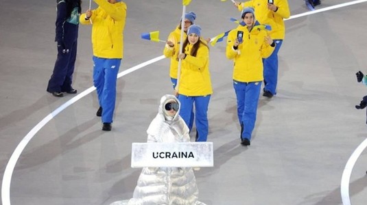 O rusoaică a purtat pancarta Ucrainei la Jocurile Olimpice: "Când mergi alături de aceşti oameni, îţi dai seama că au tot dreptul să simtă ură faţă de orice rus"