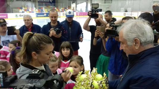 FOTO | Imagini de la Simona Halep Challenge. Liderul WTA s-a aventurat pe gheaţă