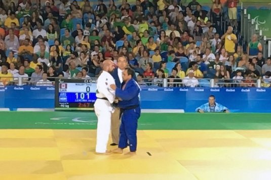 Un judoka paralimpic georgian, reţinut la Tokyo după ce a agresat un agent de securitate