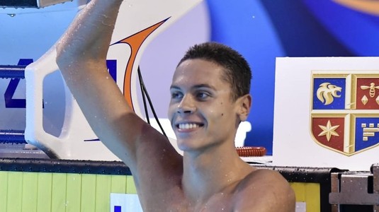 David Popovici, decis după ce a câştigat o nouă medalie la CE de nataţie pentru juniori: ”Mai am câteva obiective!”