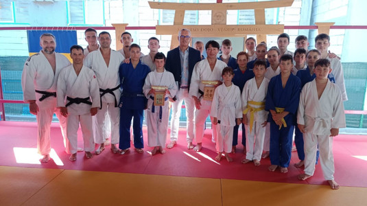 500 de judoka se vor lupta la malul Mării Negre
