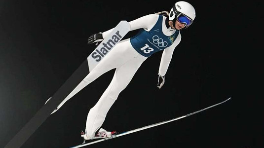 Daniela Toth şi Delia Folea nu au reuşit să se califice în manşa a doua la sărituri cu schiurile pe trambulina mare, la JO 2026