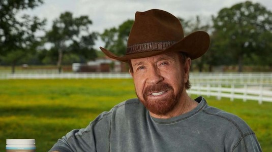 Chuck Norris s-a stins din viaţă la vârsta de 86 de ani. Vestea, confirmată de familia fostului mare campion la karate