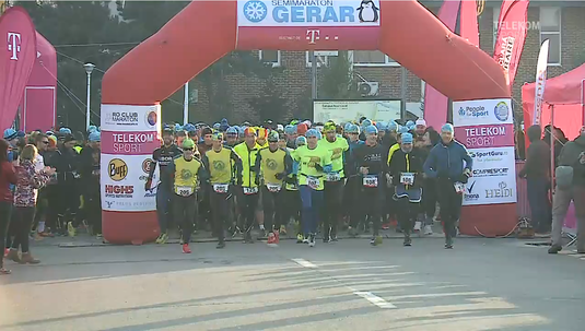 VIDEO | Frig, distracţie şi mulţi paşi la cea mai recentă ediţie a semimaratonului Gerar powered by Telekom Sport