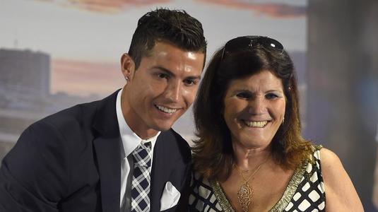 Campania declanşată de mama lui Cristiano Ronaldo! Cum apare portughezul pe reţelele de socializare  