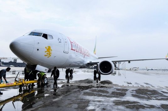 Cine se afla la bordul avionului Ethiopian Airlines prăbuşit la câteva minute după decolare, cu 157 de persoane la bord. Toţi pasagerii au murit