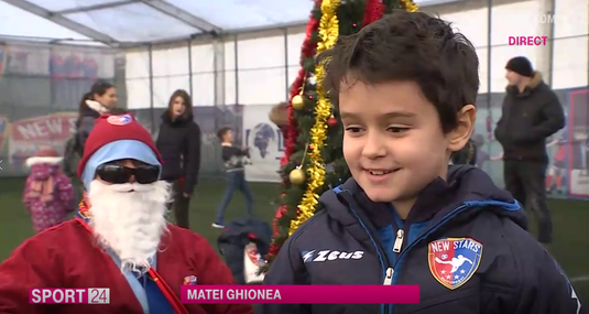 VIDEO | Moş Crăciun a ajuns şi la şcoala de fotbal a lui Petre Marin! Ce cadou a primit Matei Ghionea, fiul lui Sorin Ghionea :)
