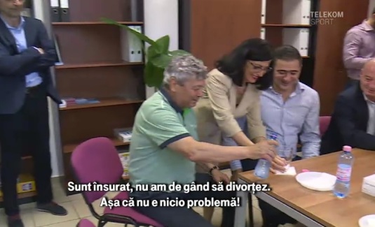 VIDEO | Mircea Lucescu, în mare formă la un club pentru copii. Momentul care l-a făcut să exclame că ”sunt însurat, nu am de gând să divorţez” :)