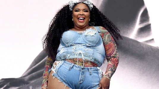 Lizzo i-a surprins pe toţi. De ce sportiv s-a îndrăgostit cântăreaţa americană