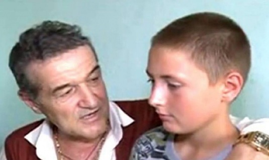 VIDEO | Ce s-a întâmplat cu băiatul de 12 ani pe care Gigi Becali l-a ”adoptat” după ce a rămas orfan. Acum are 20 de ani şi a surprins pe toată lumea