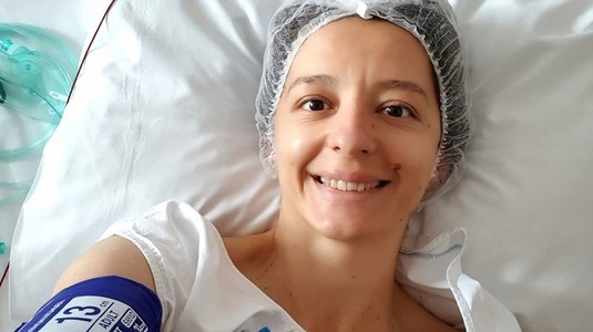 Ana Maria Brânză s-a operat la genunchi. Cum a trăit operaţia "live": "Am înţeles aproape nimic. Uite aşa s-a mai destrămat un mit"